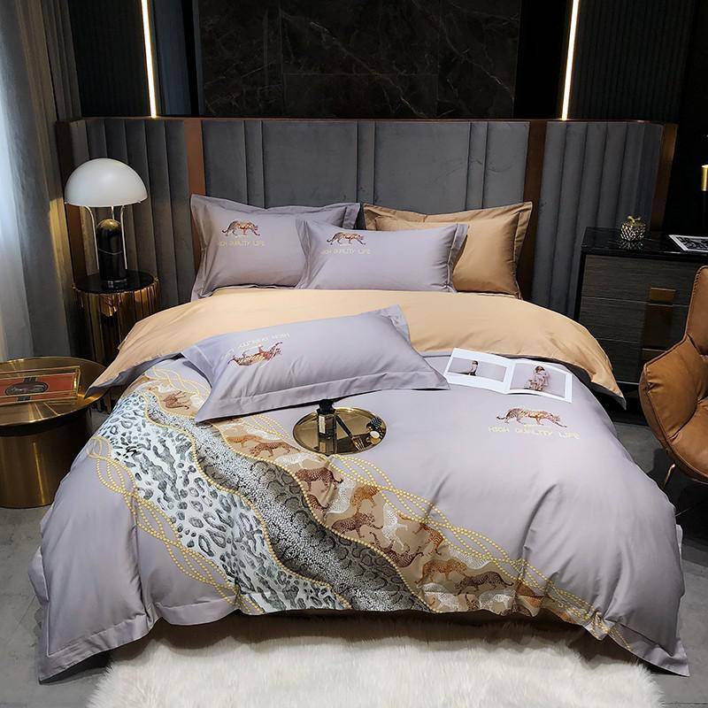 Abstract Egyptian Cotton Duvet Cover Set - Luxurious Touch of Style for Your Bedroom