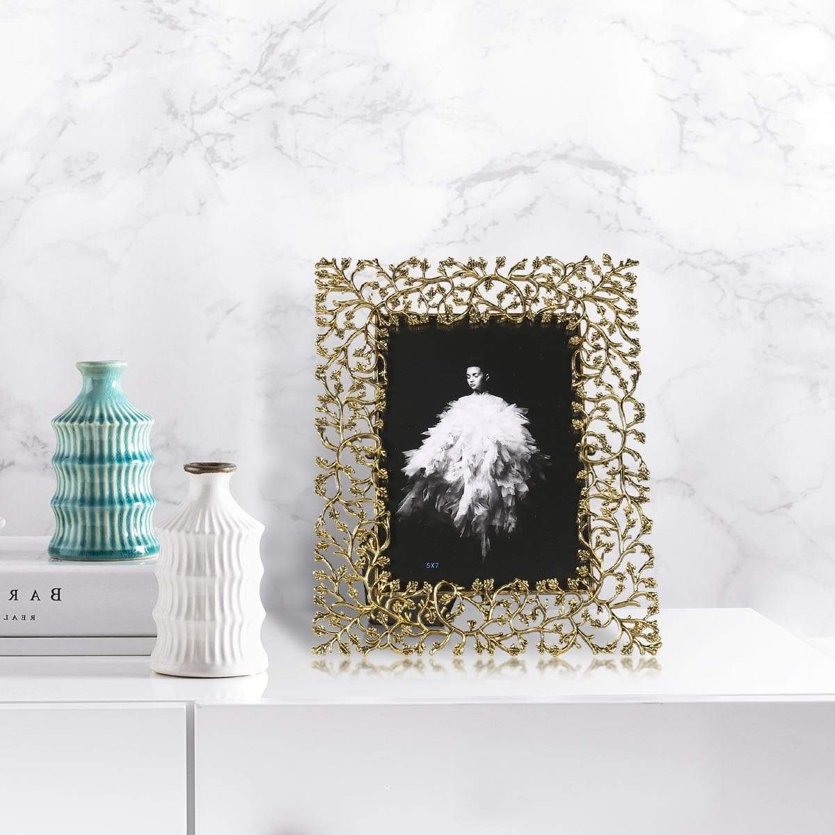 Aluminum Alloy Photo Frame - Sleek Styling for Your Home Decor