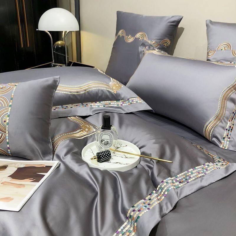 Elegant & Comfortable Luxurious Gold Embroidered Egyptian Cotton Bedding Set