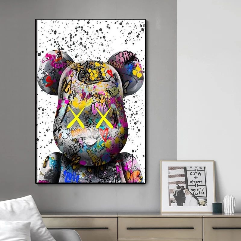 Graffiti Coon Violence Bearbrick: Vibrant & Edgy
