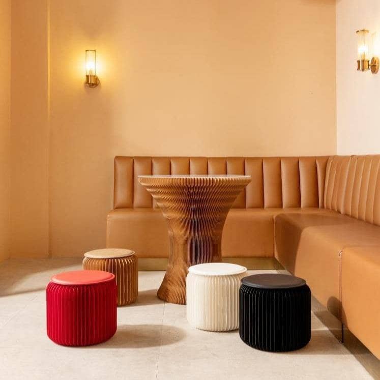 Kraft Honeycomb Foldable Stool: Portable and Eco-Friendly Seating Option