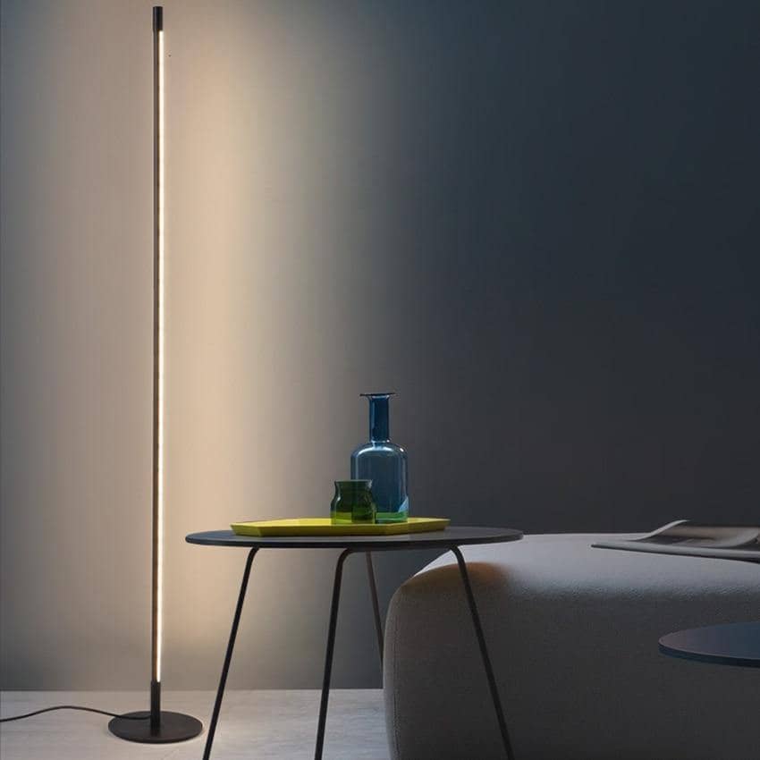 Nordic Minimalist LED Floor Lamp - Perfect for Reading and Work