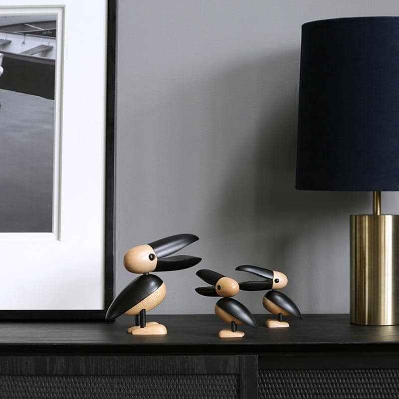 Nordic Style Toucan Tuppet Wood Ornament: Artistic and Whimsical Home Decor