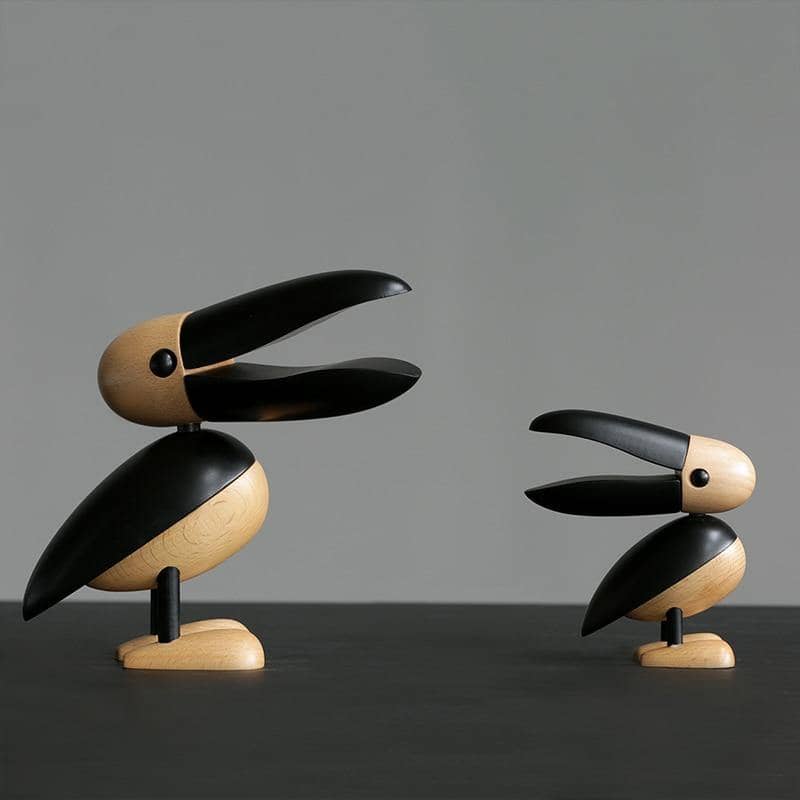 Nordic Style Toucan Tuppet Wood Ornament: Artistic and Whimsical Home Decor
