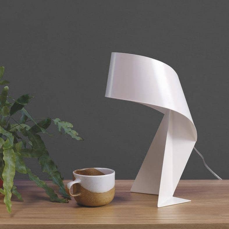 Origami-Inspired Minimalist Side Table Lamp: Artful Lighting