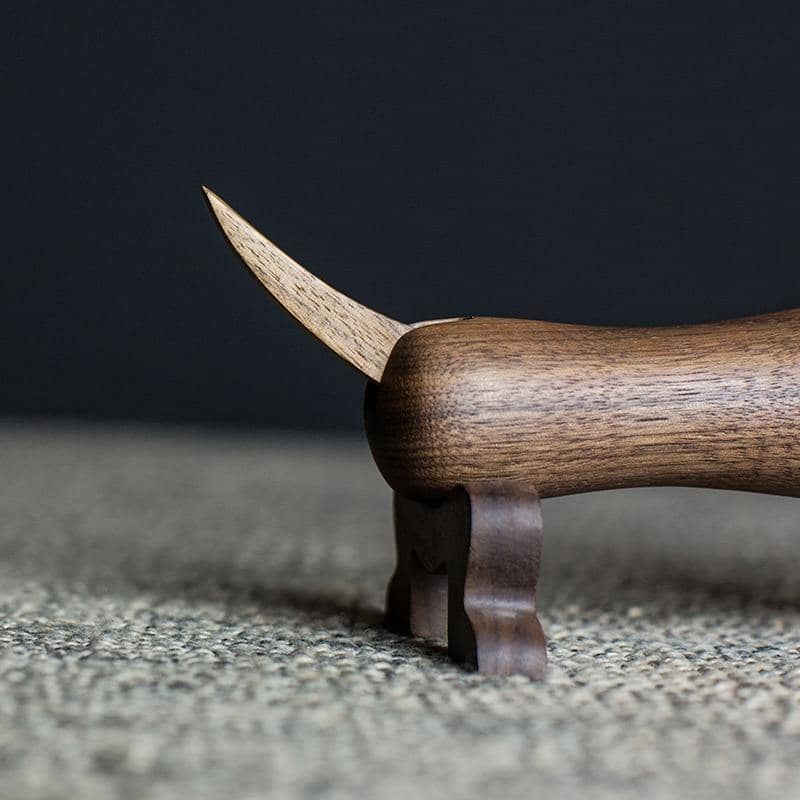 Teckel Sausage Dog Wood Nordic Decor: Adorable and Whimsical Home Accessory