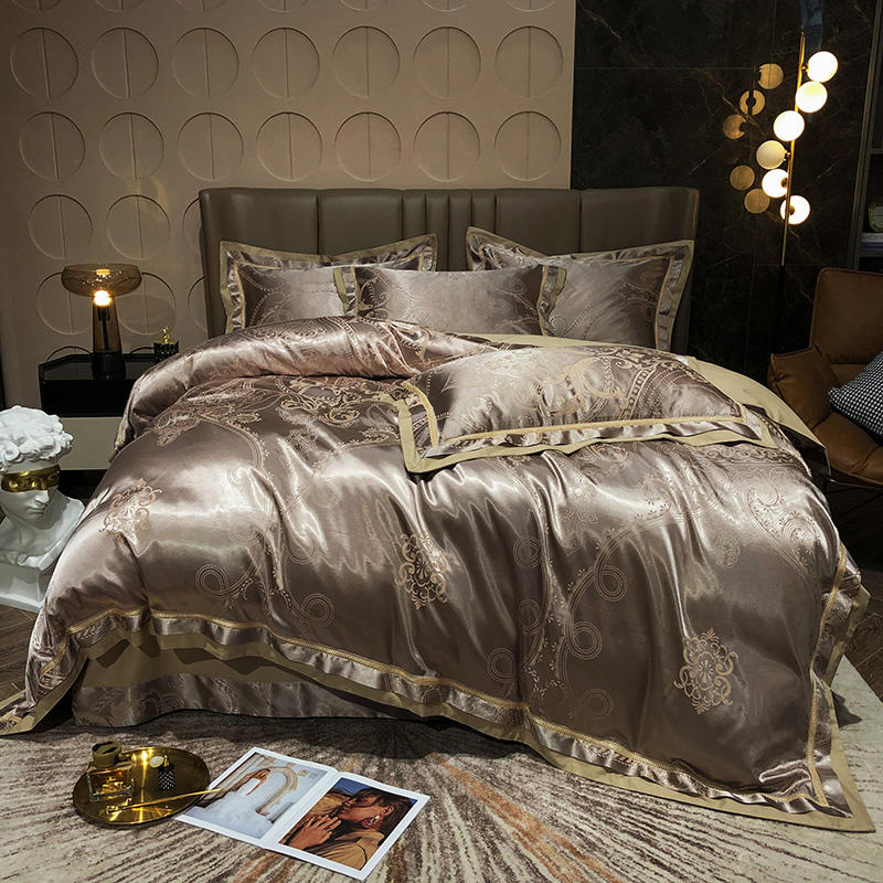 RegalSilk - Luxury Jacquard Bedding Set for Queen & King Beds