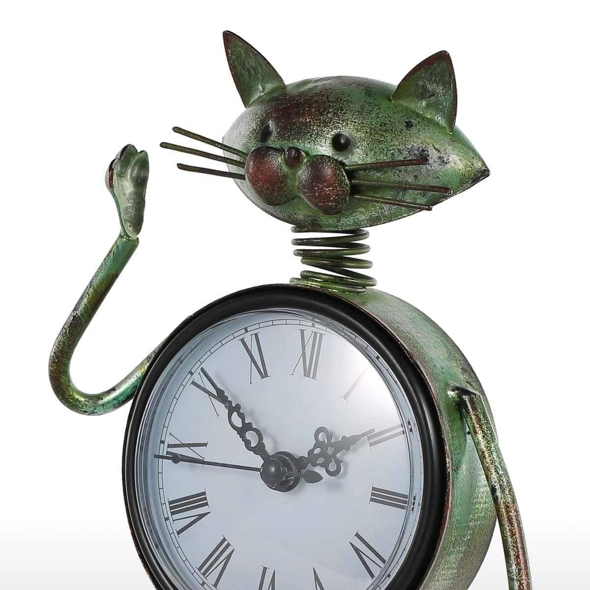 Cat Display Clock - Adorable Personality for Your Wall