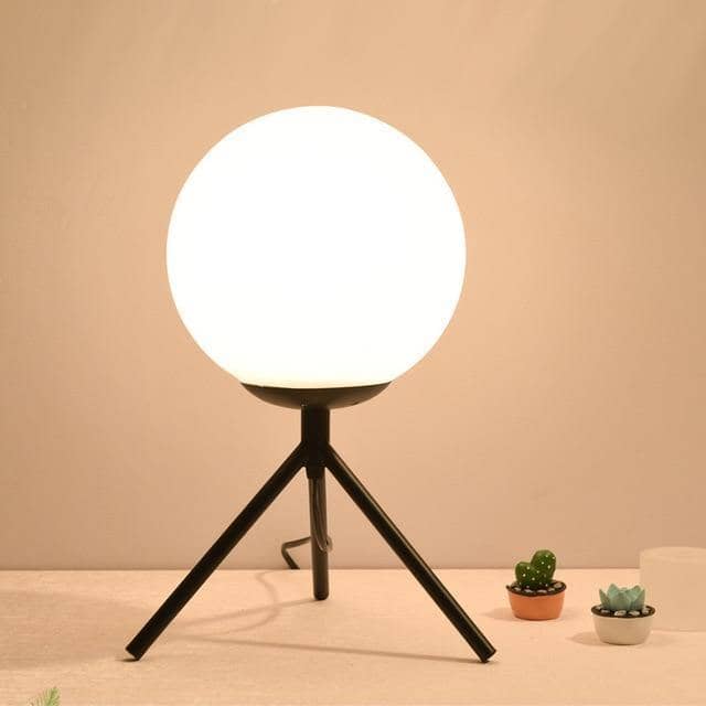 Elegant Minimalist Ball Lamp - Perfect for Enhancing Your Space