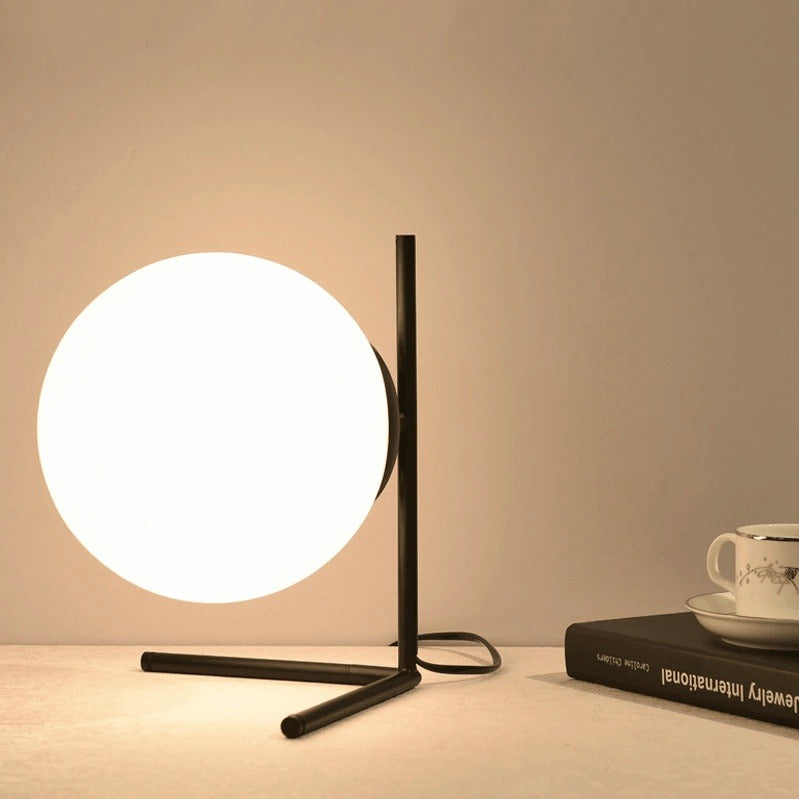 Elegant Minimalist Ball Lamp - Perfect for Enhancing Your Space
