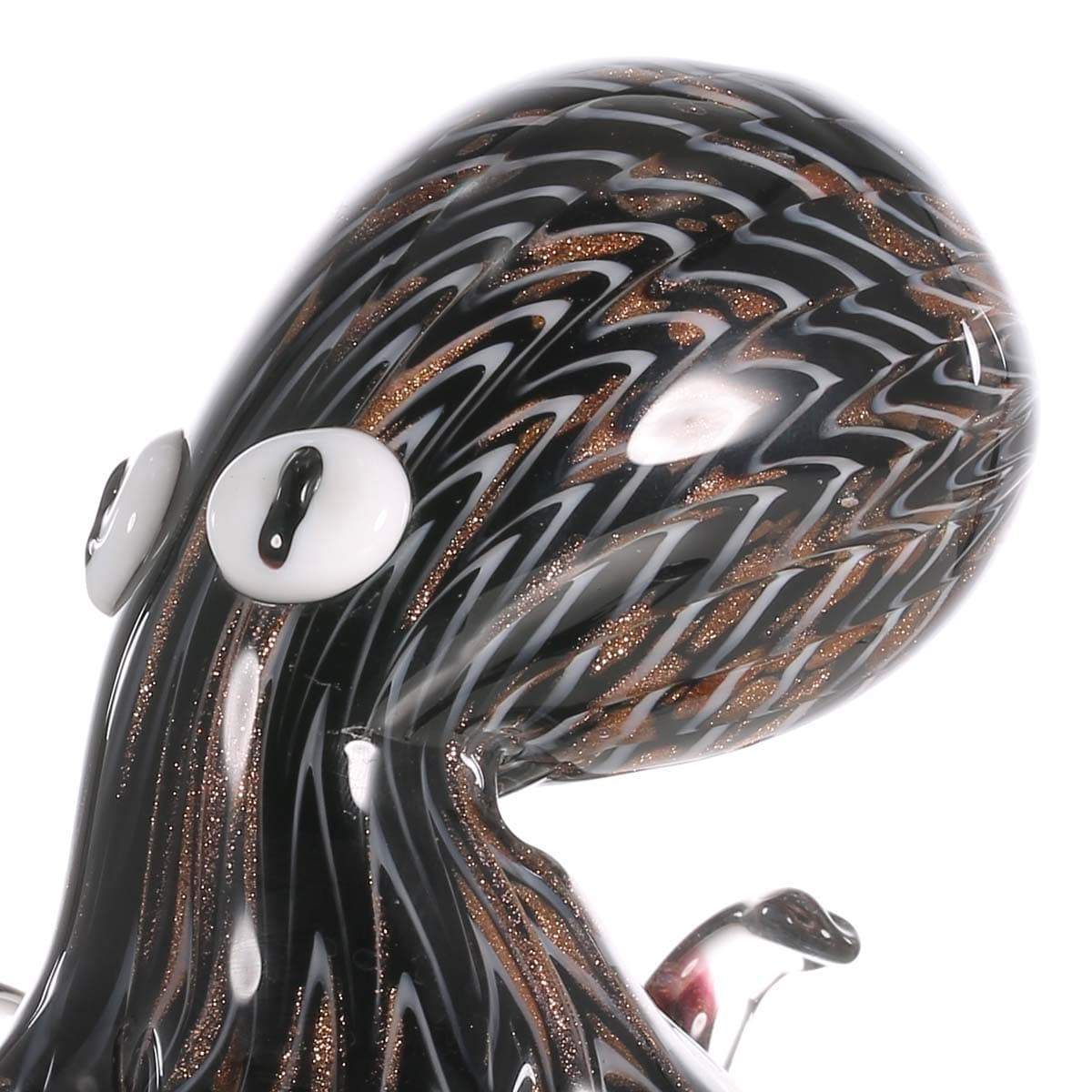 Fashionable & Elegant Octopus Sculpture - Eye-Catching on First Sight