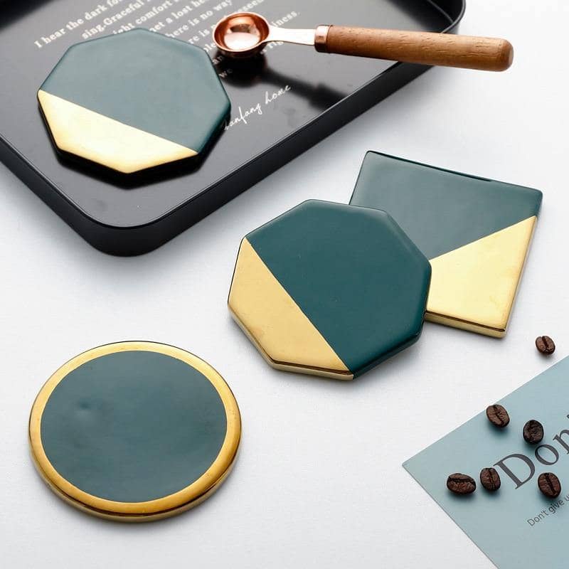 Gold-Plated Emerald Coaster Set: Stylish and Modern Table Accessory