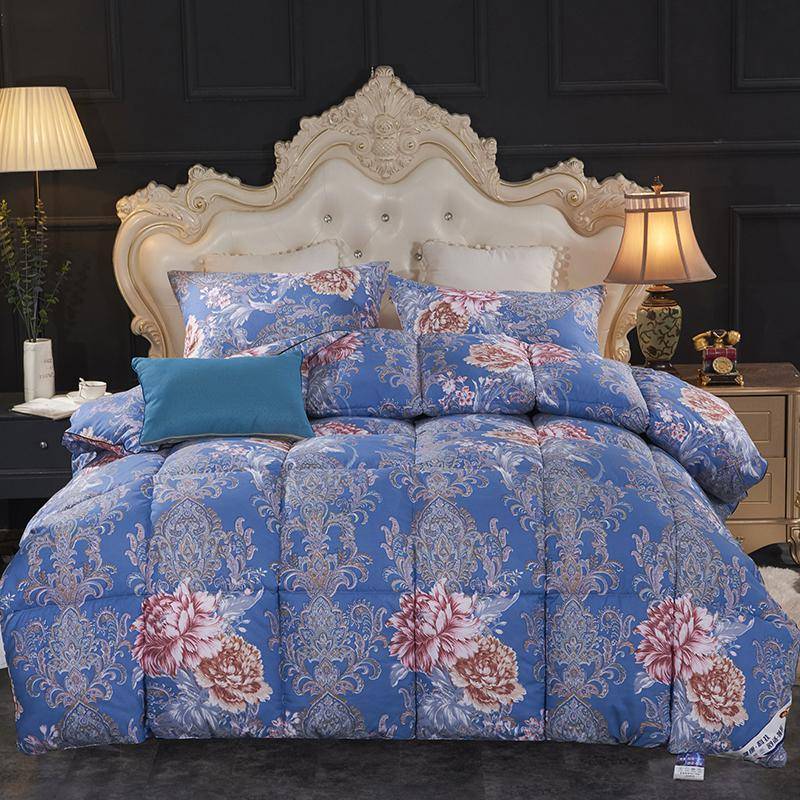 Luxurious Floral Goose Down Comforter - Soft & Comfortable Bedding
