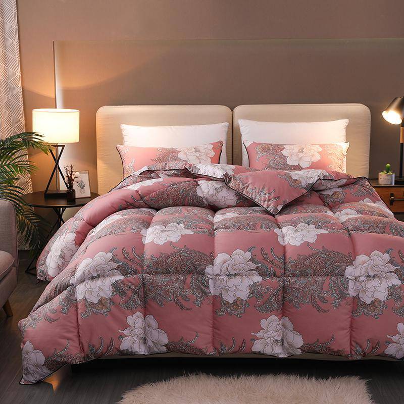 Luxurious Floral Goose Down Comforter - Soft & Comfortable Bedding