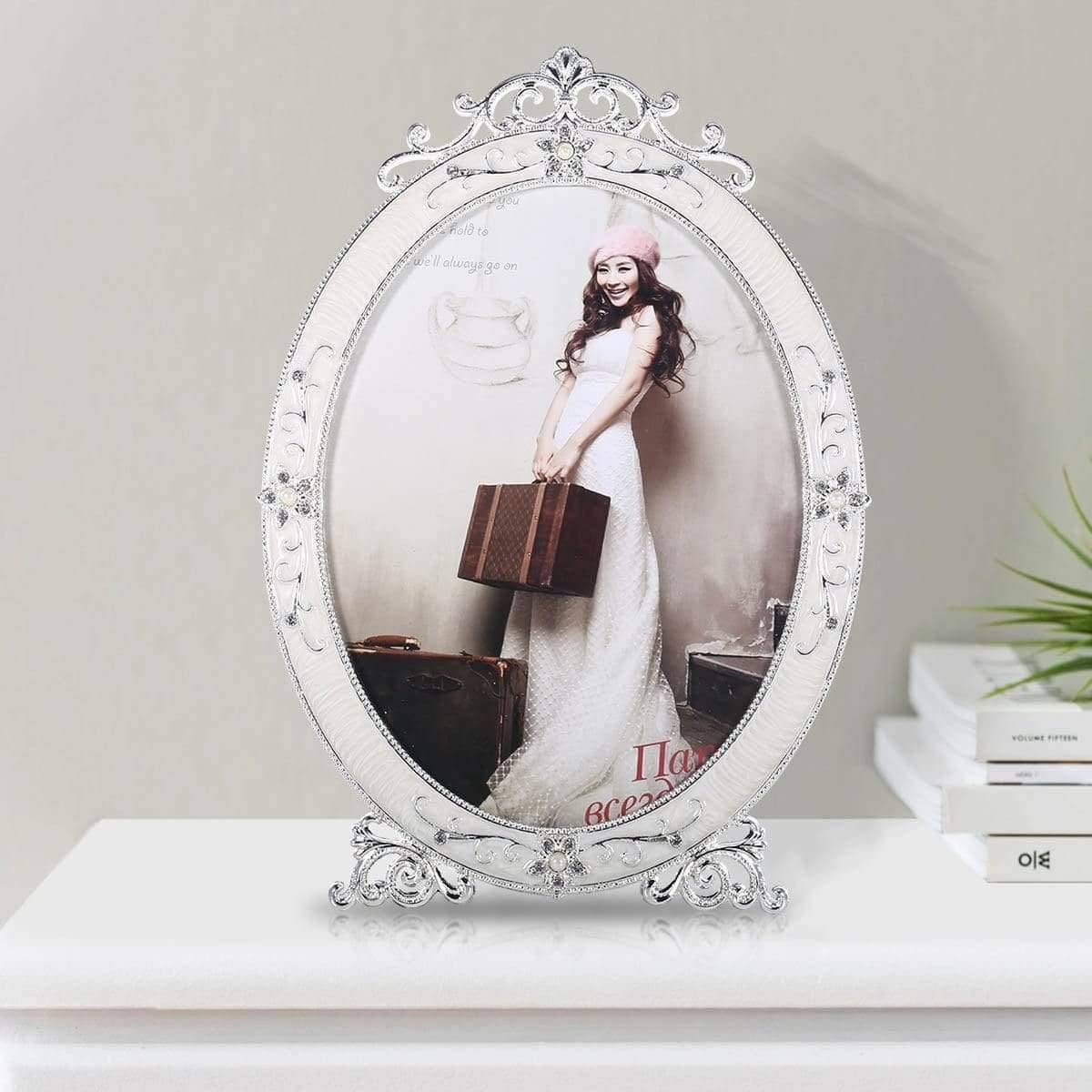 Oval Wedding Photo Frame - Personalized Home Decor