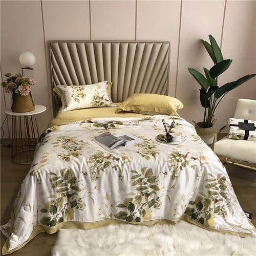 Tencel Silk Throw Blanket Quilt Comforter Pillowcase Bedding Set: Luxurious Bedding Collection
