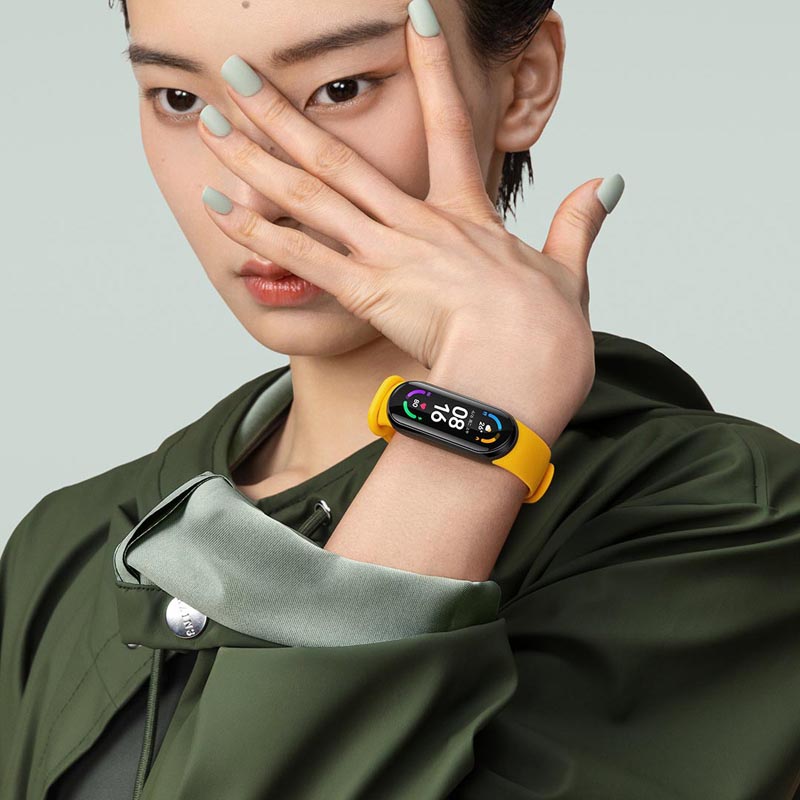 Xiaomi Mi Band 6 Full Screen Fitness Smartwatch - Stylish & Personalized Tracker