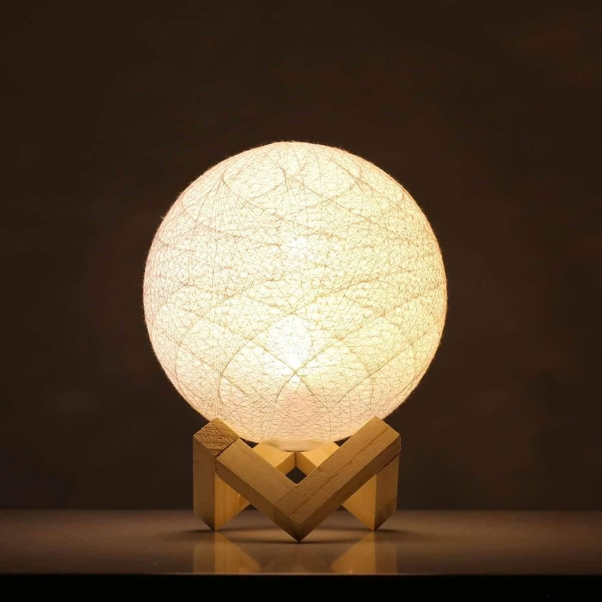Yarn Moon Table LED Lamp - Dreamy Romance